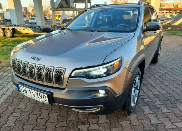 Jeep Cherokee cena 85800 przebieg: 33000, rok produkcji 2019 z Wrocław małe 379